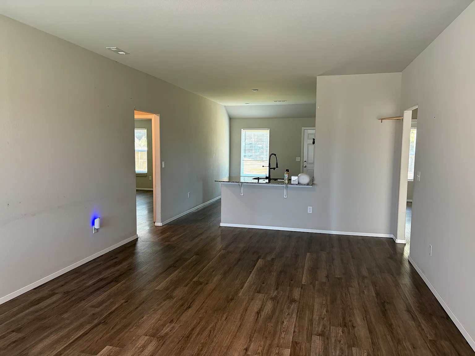 4 bed, 1470 sqft, $1,700 — Photo 2