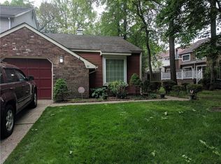 38 Bradford Dr, Old Bridge, NJ 08857
