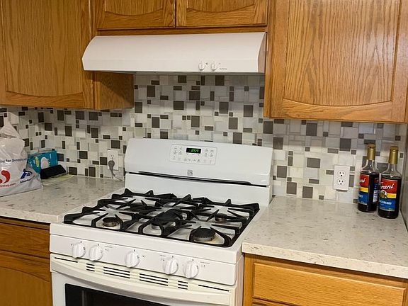 3rd image of 17915 38th Ave E