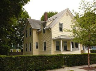 97 7th St, Providence, RI 02906