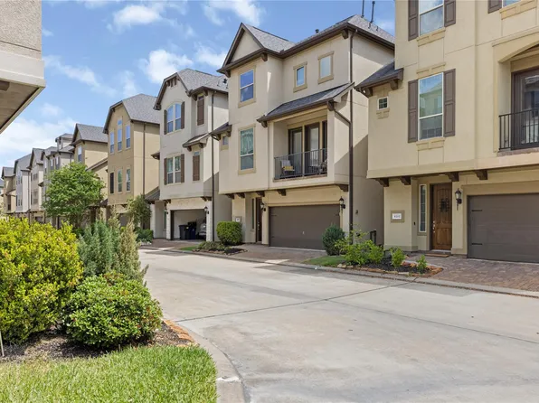 10204 Spring Shadows Park Cir, Houston, TX 77080