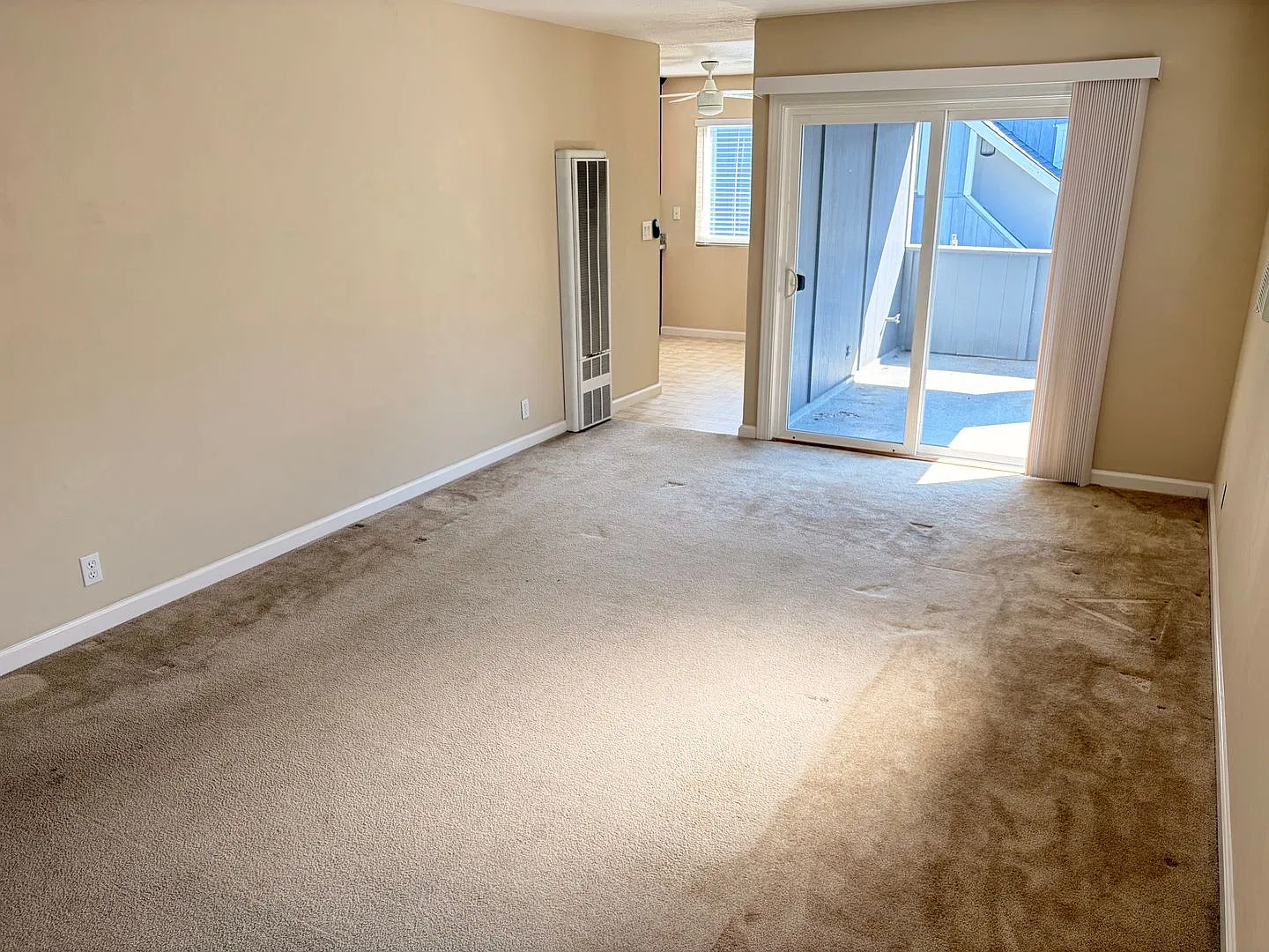 182 N. Murphy Avenue — Photo 2