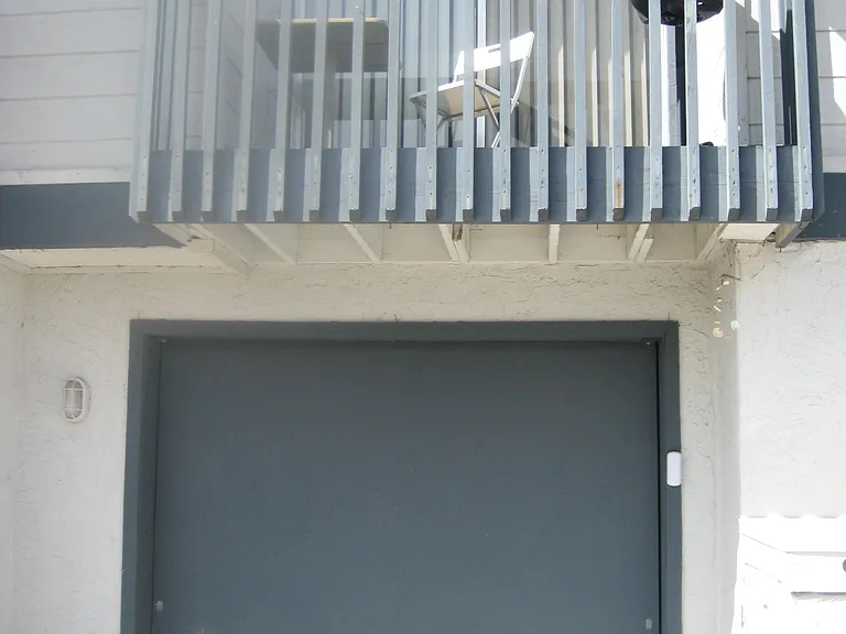 386 Hemlock Ave — Photo 9