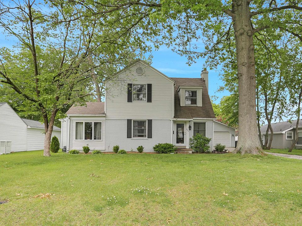 1st image of 213 S Fairlawn Ave