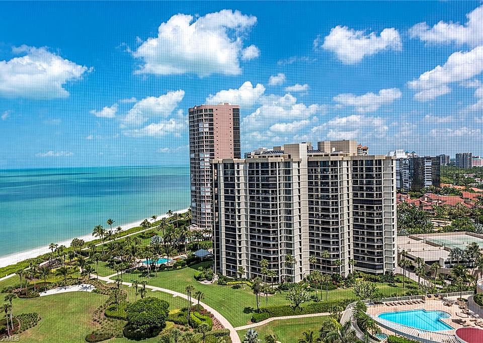 1st image of 4401 Gulf Shore Blvd N
