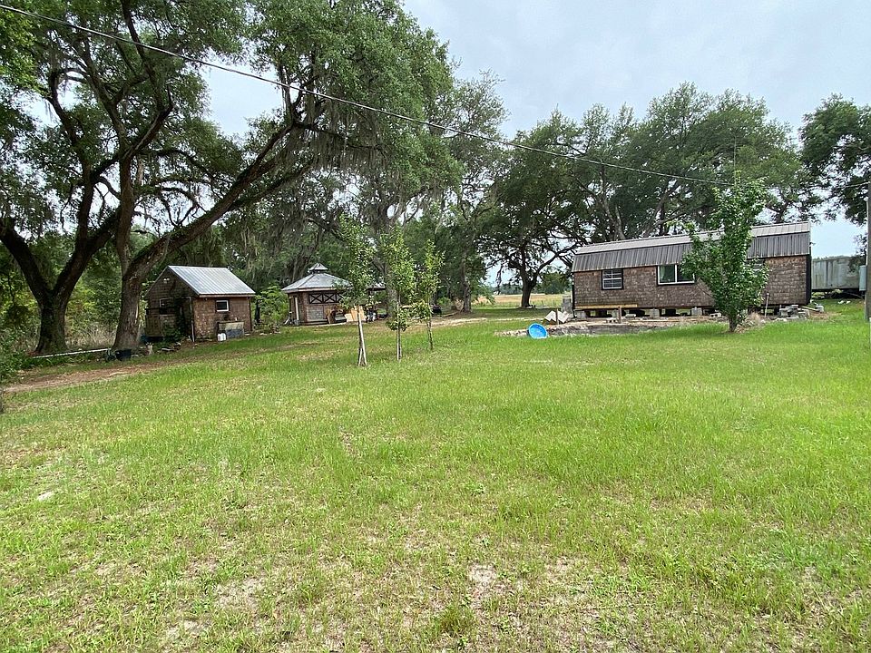 1st image of 306 SE Lynwood Dr