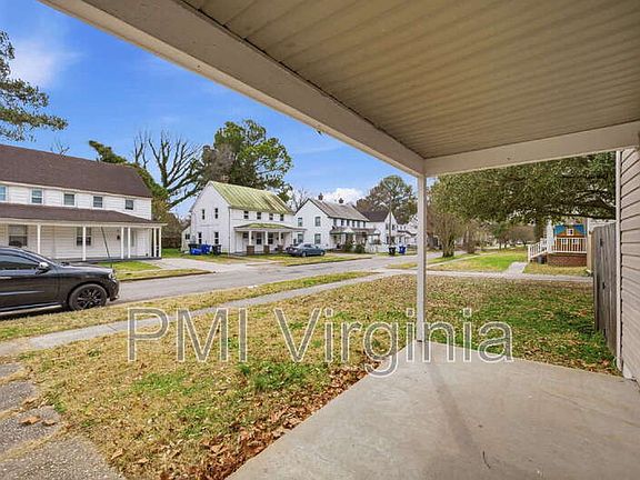 2nd image of 9 Decatur St