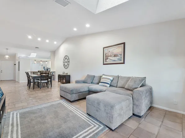 5861 Sunswept Lane #B, Boynton Beach, FL 33437