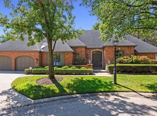 11 Windemere Pl, Grosse Pointe Farms, MI 48236