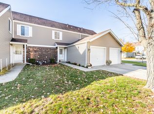 7726 Bolton Way, Hanover Park, IL 60133
