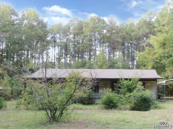 359 Airlite Rd, Marshall, TX 75670