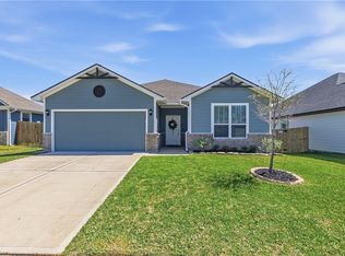 2420 Lightfoot Ln, Bryan, TX 77803