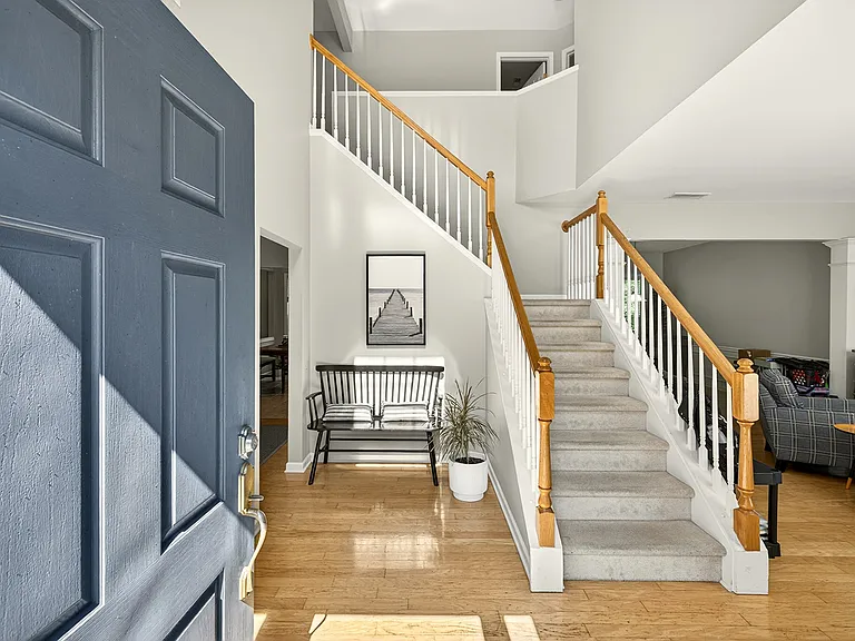 9538 Oswald Ln — Photo 5