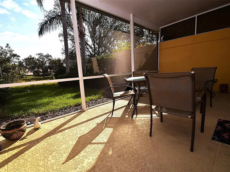 7624 Bergamo Ave #4B — Photo 3