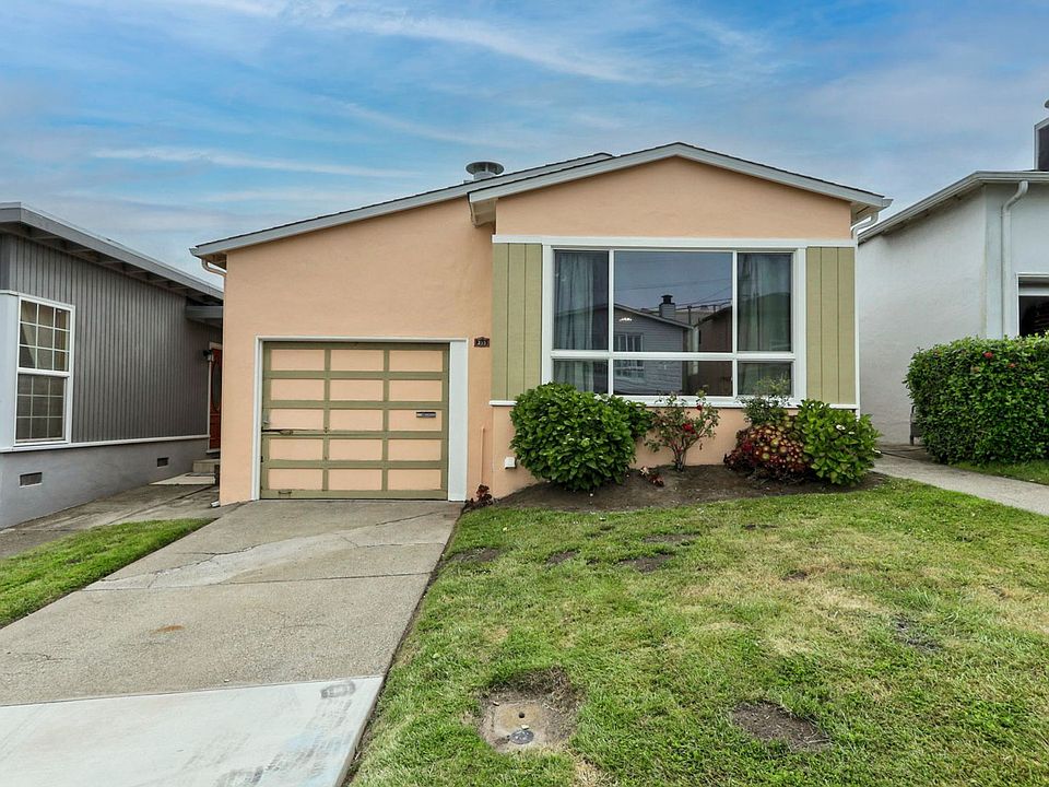 1st image of 355 Palomar Dr