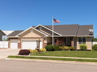 2730 W 3500 N, Farr West, UT 84404