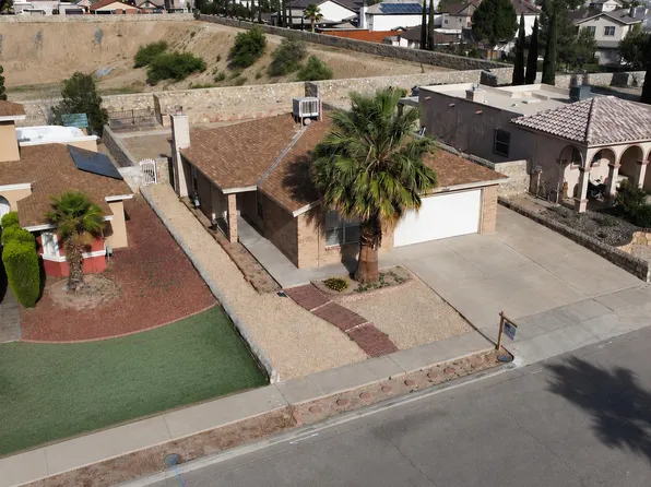 1452 Chato Villa Dr, El Paso, TX 79936