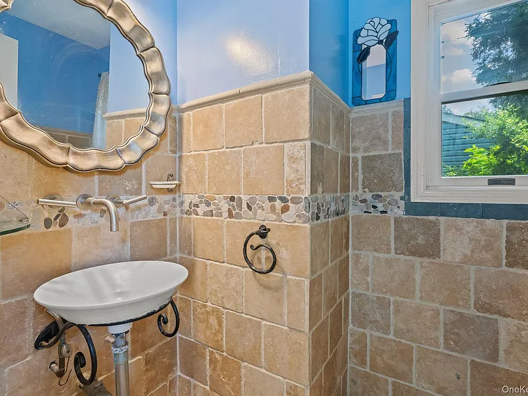 13 Whitney Cir — Photo 18