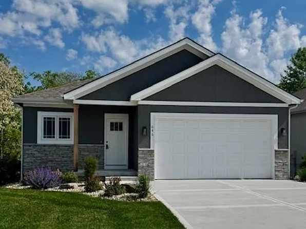 646 NW 110th St, Kansas City, MO 64155
