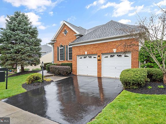 2nd image of 15516 Hagen Way