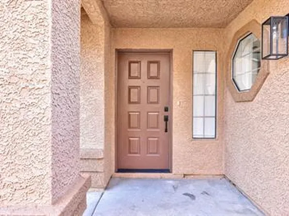 740 Rusty Spur Dr, Henderson, NV 89014
