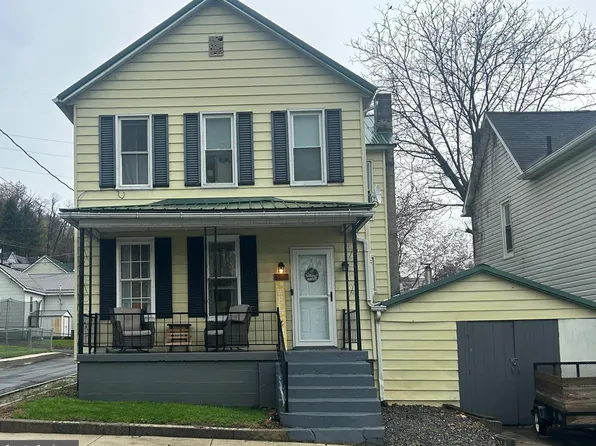 65 Silver St, Ridgeley, WV 26753