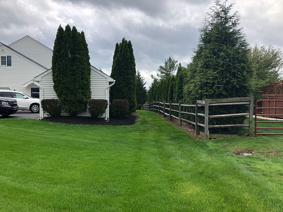 2nd image of 105 Wilson Dr