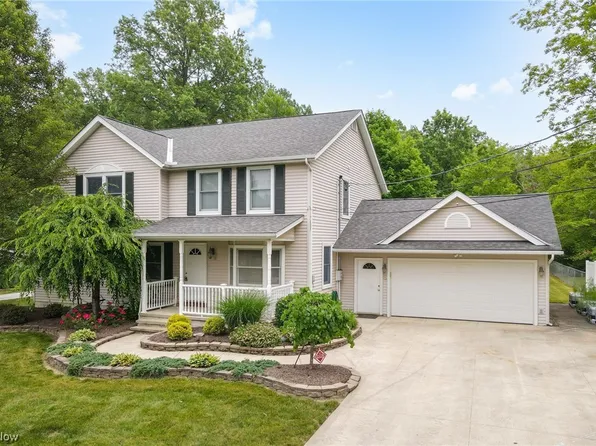 12335 Robson Rd, Grafton, OH 44044