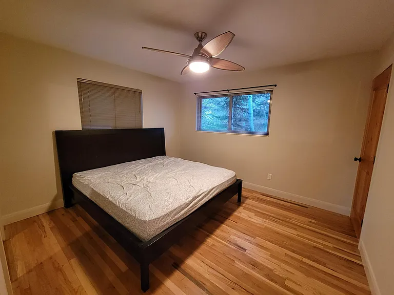 2179 S Belaire Dr E — Photo 17