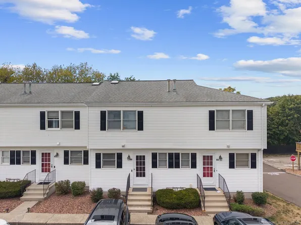 17 Commodore Commons #17, Derby, CT 06418