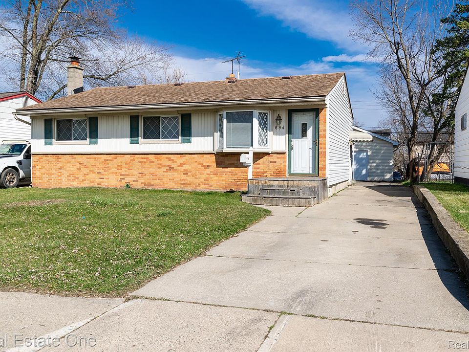 1st image of 694 S Stirling Ave