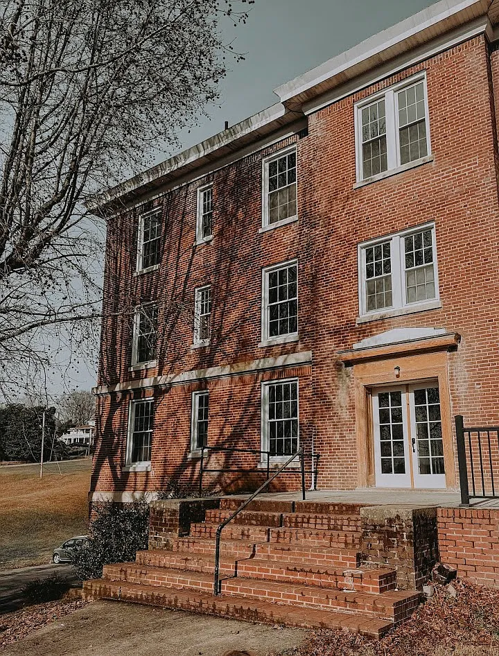 2 bed, $1,500 — Photo 1