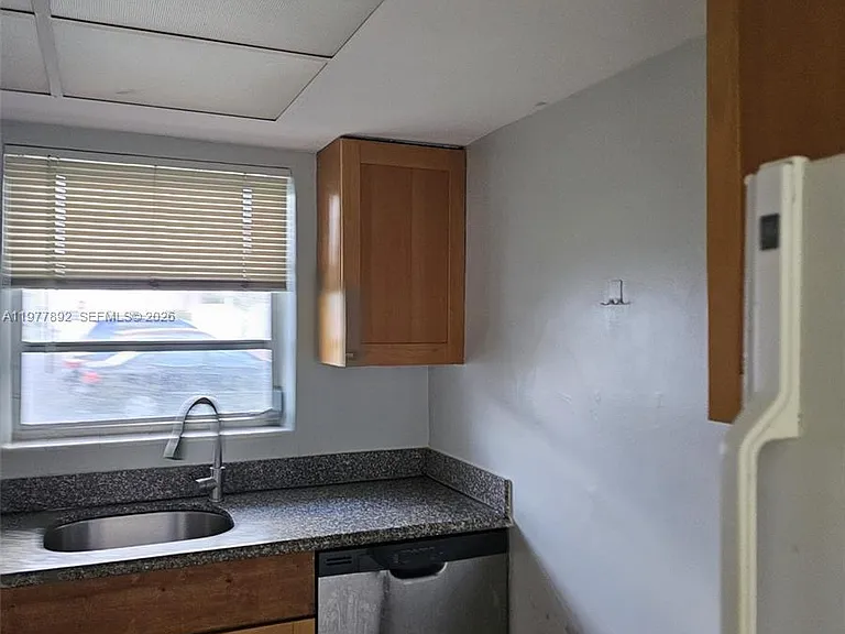 7570 SW 82nd St #F110 — Photo 9