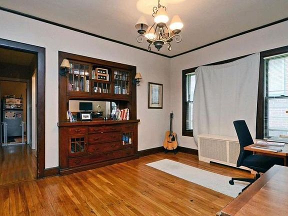 3rd image of 3136 Girard Ave S APT 2