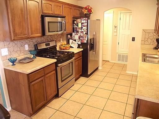 3rd image of 11920 Mesquite Lake Ln