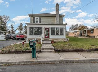 869 Smith Dr, York, PA 17408