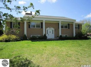 1206 N Fairfield Dr, Mount Pleasant, MI 48858