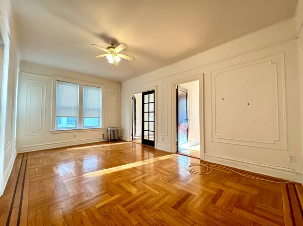 823 60th Street image 1 of 15