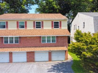 646 Country Ln, Morton, PA 19070