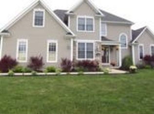 4590 Lauren Ln, Saint Joseph, MI