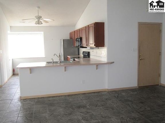 3rd image of 1308 Wood Bridge Ct