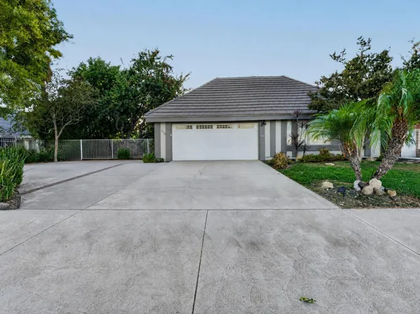 8329 Capistrano Ave, Canoga Park, CA 91304