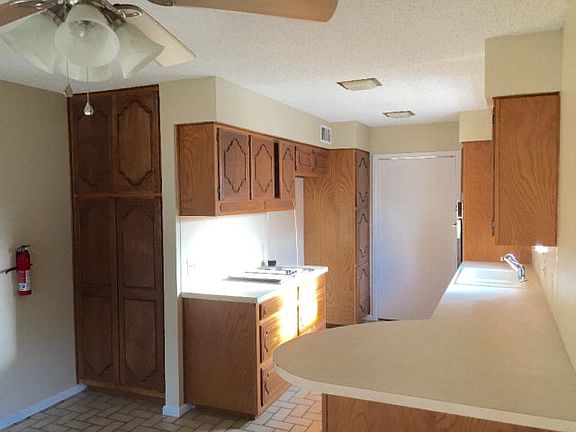 5th image of 1430 Pagewood Ave