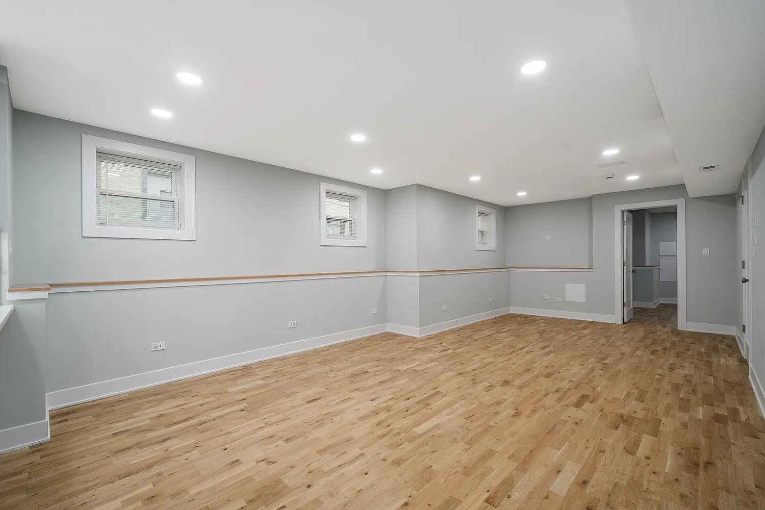 3 bed, 1600 sqft, $3,850 — Photo 3