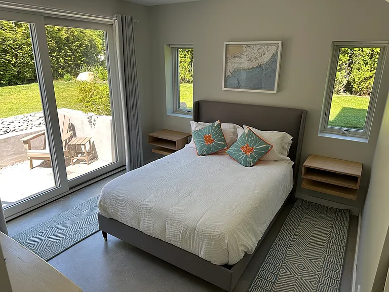 599 Old Montauk Hwy — Photo 12