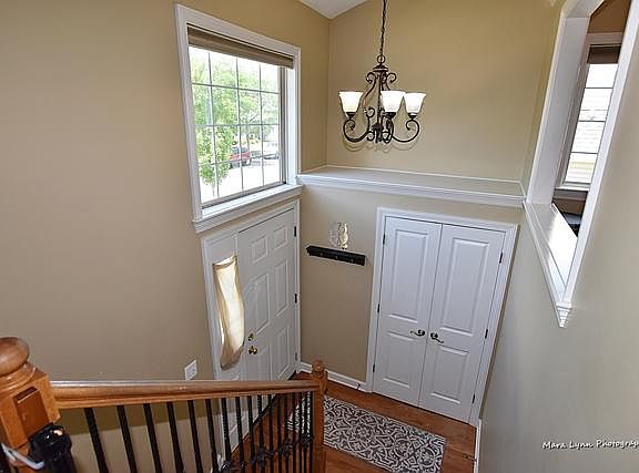 4th image of 701 E Victoria Cir #701
