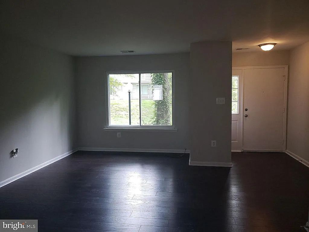 3038 Heathcote Rd photo 1