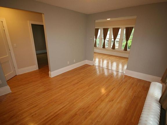 5th image of 3229 Hennepin Ave