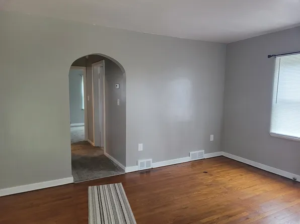 526 E Division St, New Castle, PA 16101