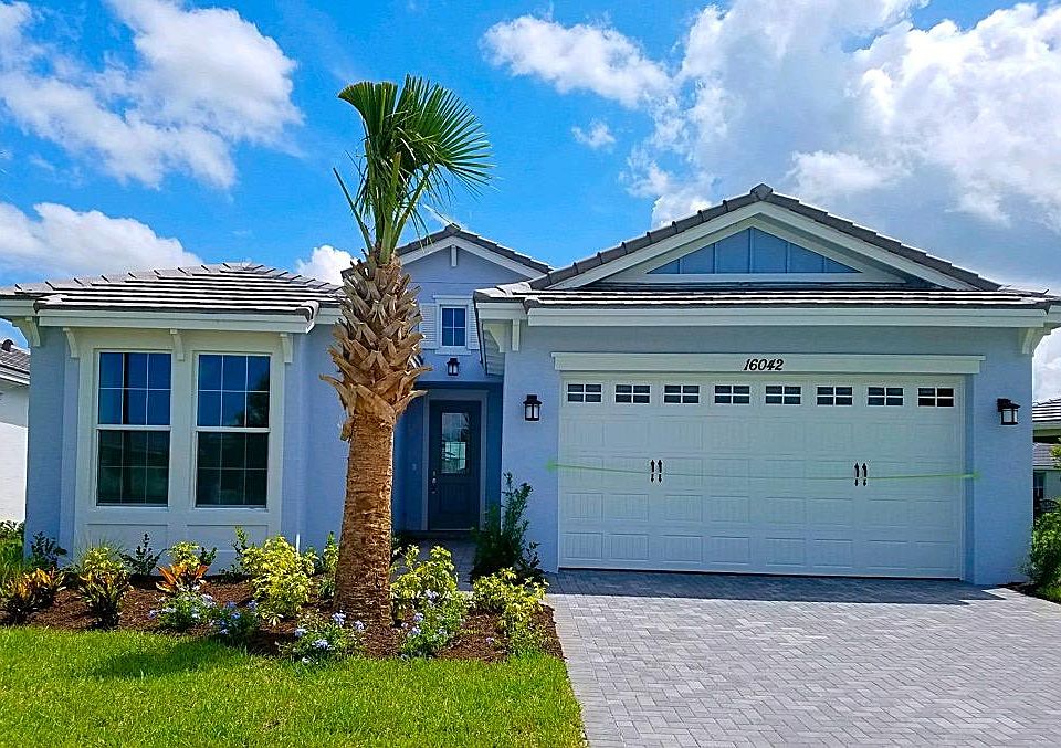 Home For Sale In HAMMOCKS OF WESTLAKE